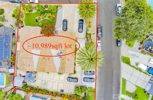 Detail Gallery Image 8 of 9 For 11131 Mac Murray St, Garden Grove,  CA 92841 - 6 Beds | 6 Baths