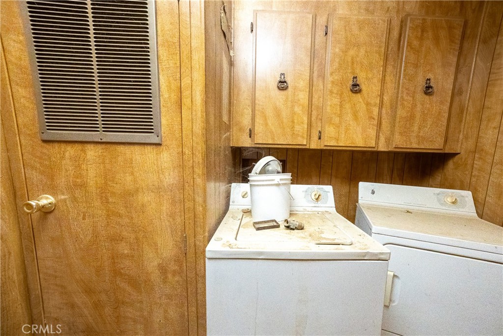 https://media.crmls.org/medias/3ad1d129-01ee-4b6b-abf1-04c53461cbe2.jpg?preset=X-Large