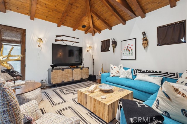 Detail Gallery Image 23 of 54 For 2040 Mckain St, Calabasas,  CA 91302 - 4 Beds | 4/1 Baths