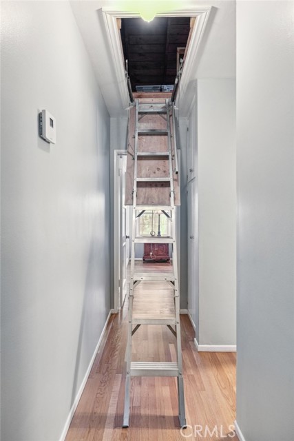 Detail Gallery Image 44 of 58 For 17006 Cantara St, Lake Balboa,  CA 91406 - 3 Beds | 2 Baths