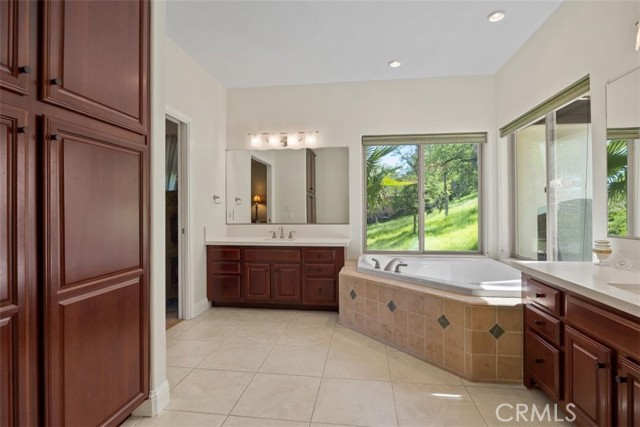 Detail Gallery Image 29 of 55 For 3217 Shallow Springs, Chico,  CA 95928 - 4 Beds | 4 Baths