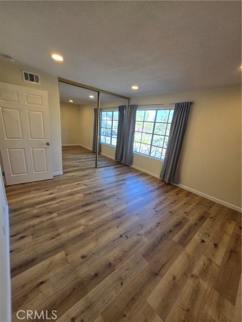 Detail Gallery Image 30 of 34 For 22 Exeter #23,  Irvine,  CA 92612 - 1 Beds | 1 Baths