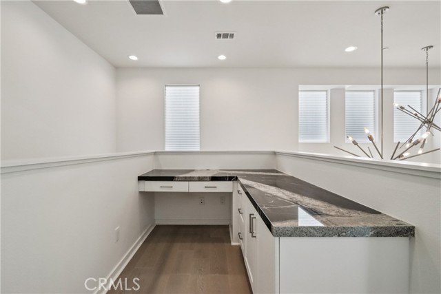 170 Fable, Irvine CA: https://media.crmls.org/medias/3ad4ac76-9ad1-4a1d-9d45-b3b1d86b62e5.jpg