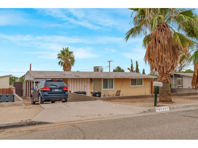 Detail Gallery Image 2 of 4 For 25642 Bejoal St, Barstow,  CA 92311 - 2 Beds | 1 Baths