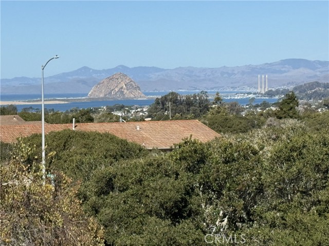 Detail Gallery Image 3 of 4 For 1413 Las Encinas, Los Osos,  CA 93402 - 4 Beds | 2/1 Baths