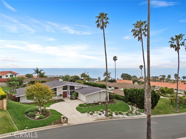 Detail Gallery Image 2 of 30 For 30214 Cartier Dr, Rancho Palos Verdes,  CA 90275 - 4 Beds | 2/1 Baths