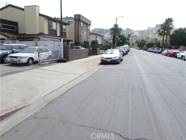 Image 10 of 50 For 3900 Figueroa