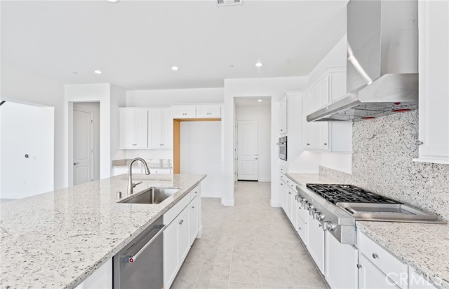 17602 Col Ranch Drive, Riverside CA: https://media.crmls.org/medias/3ad7d991-0912-4e56-b9f1-c4d341bd16fd.jpg