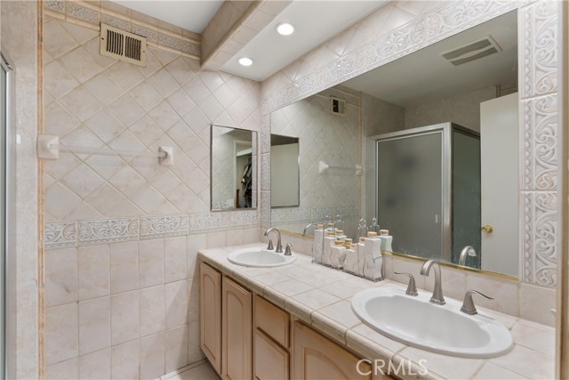 Detail Gallery Image 36 of 45 For 13192 Silver Birch, Tustin,  CA 92780 - 4 Beds | 3 Baths