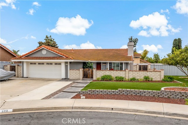 Detail Gallery Image 2 of 38 For 693 Picacho Ct, Oceanside,  CA 92057 - 3 Beds | 2 Baths