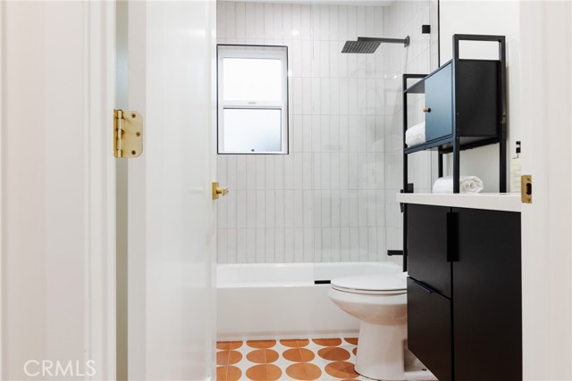 Detail Gallery Image 38 of 57 For 6418 3rd Ave, Los Angeles,  CA 90043 - 3 Beds | 2 Baths