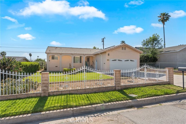Detail Gallery Image 2 of 36 For 5528 Elmwood Rd, San Bernardino,  CA 92404 - 3 Beds | 2 Baths