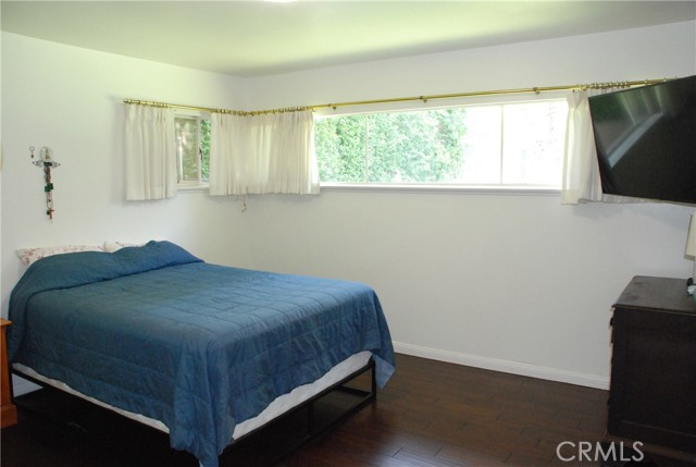 360 Campbell Avenue, Redlands CA: https://media.crmls.org/medias/3ada22a6-9b6c-48d4-ae35-406410e4c887.jpg