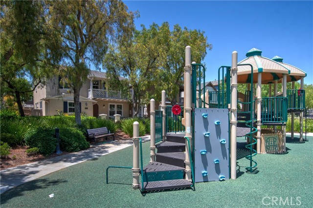 Detail Gallery Image 26 of 29 For 31 Lookout, Tustin,  CA 92782 - 3 Beds | 3/1 Baths