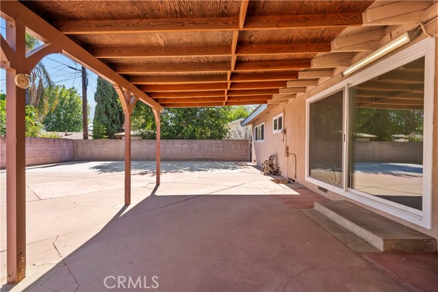 Detail Gallery Image 30 of 32 For 18644 Liggett St, Northridge,  CA 91324 - 3 Beds | 2 Baths