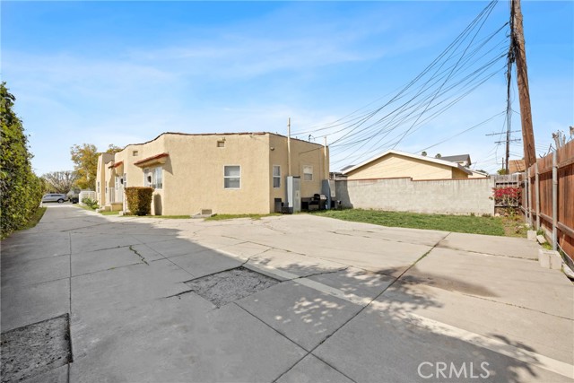 Detail Gallery Image 10 of 16 For 2210 Clyde, Los Angeles,  CA 90016 - – Beds | – Baths