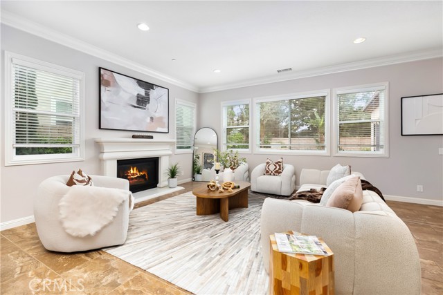 12 Starflower, Lake Forest CA: https://media.crmls.org/medias/3adb4b34-0f2a-4ae3-be9d-c0d8183deea4.jpg