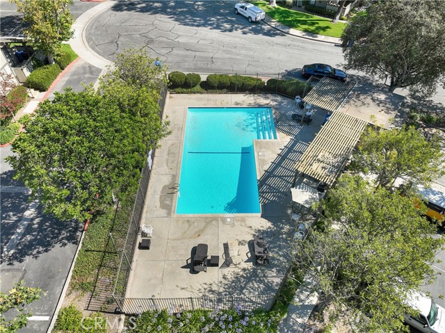 Detail Gallery Image 19 of 29 For 2680 La Paloma Cir, Thousand Oaks,  CA 91360 - 2 Beds | 1/1 Baths