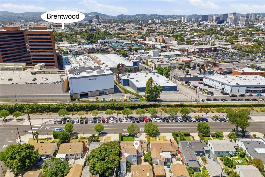 https://media.crmls.org/medias/3adc14ac-2370-4584-bd2d-3daa5a8db661.jpg?preset=X-Large