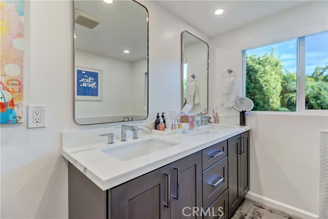 Detail Gallery Image 44 of 75 For 134 Crescent Bay Dr, Laguna Beach,  CA 92651 - 4 Beds | 3/1 Baths