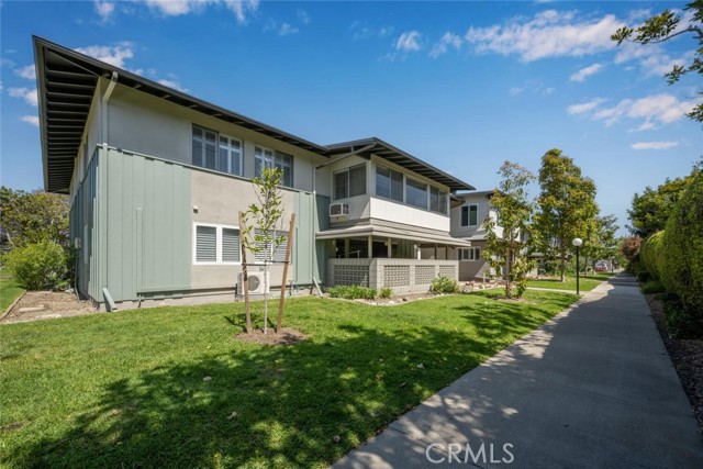 1930 St John Road, Seal Beach CA: https://media.crmls.org/medias/3add8b5b-4d38-47c3-889a-e3ff214d89c8.jpg