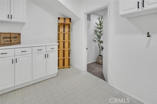 Detail Gallery Image 24 of 33 For 377 Hillside, Lake Arrowhead,  CA 92352 - 3 Beds | 2 Baths