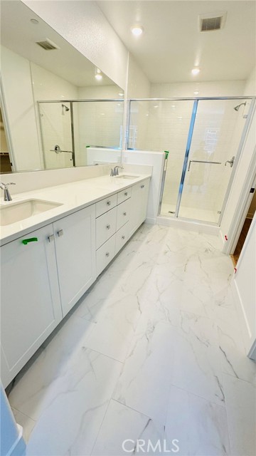 Detail Gallery Image 11 of 15 For 499 Mulligan, Irvine,  CA 92618 - 3 Beds | 3 Baths