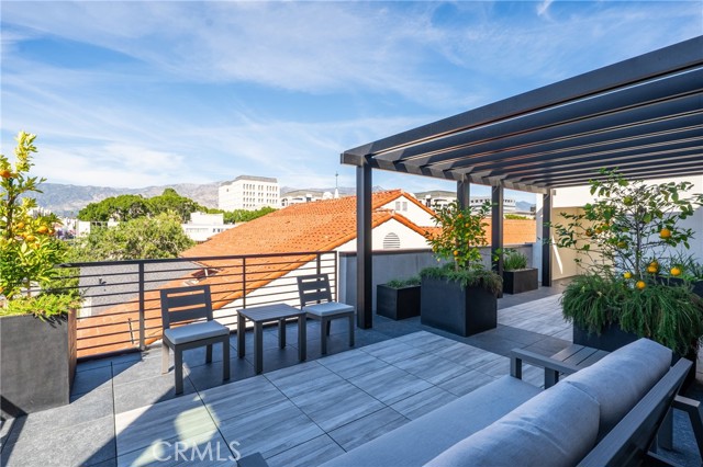 Detail Gallery Image 25 of 26 For 150 S Oak Knoll Ave #105,  Pasadena,  CA 91101 - 2 Beds | 2 Baths