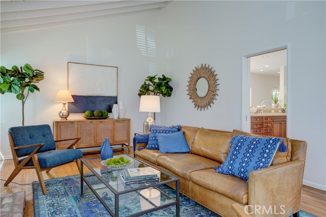 2104 Grandview Avenue, Manhattan Beach, California 90266, 3 Bedrooms Bedrooms, ,2 BathroomsBathrooms,Residential,Sold,Grandview,SB21209175