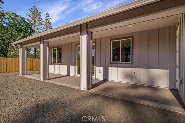 5785 Fickett Lane, Paradise CA: https://media.crmls.org/medias/3adfb7c0-8318-43aa-b913-5e7fba1bd944.jpg