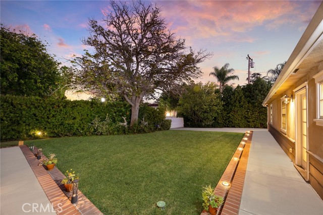 Detail Gallery Image 25 of 36 For 2198 Melville, San Marino,  CA 91108 - 4 Beds | 4/1 Baths