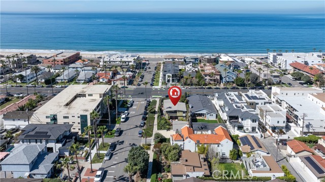 Detail Gallery Image 42 of 45 For 201 Avenue G, Redondo Beach,  CA 90277 - 4 Beds | 3 Baths