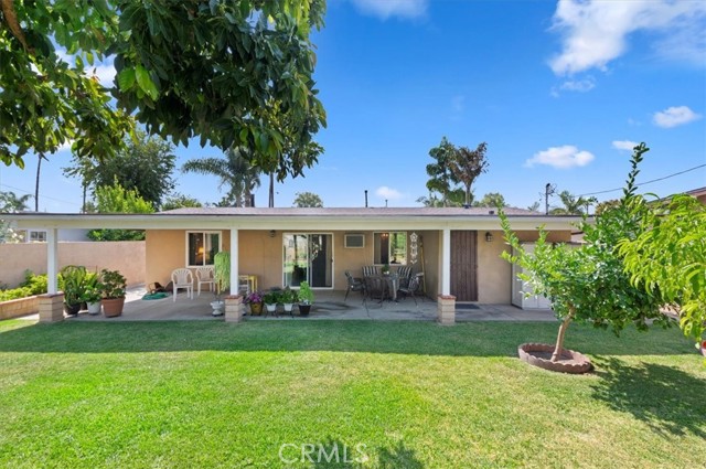 Detail Gallery Image 4 of 35 For 927 Le Borgne Ave, La Puente,  CA 91746 - 4 Beds | 2 Baths