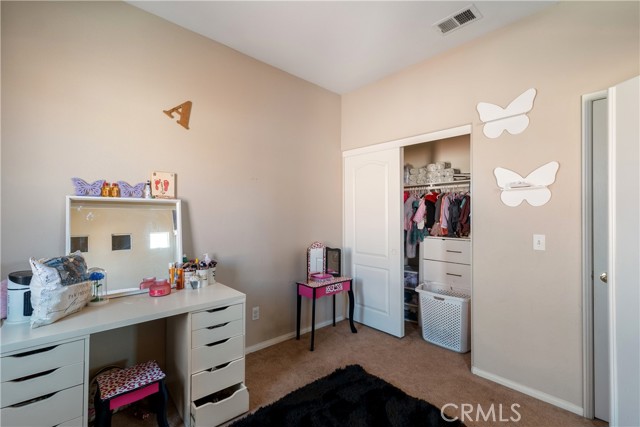 945 Newport Drive, San Jacinto CA: https://media.crmls.org/medias/3ae1a06c-af00-4c50-a72f-cbd311575c07.jpg