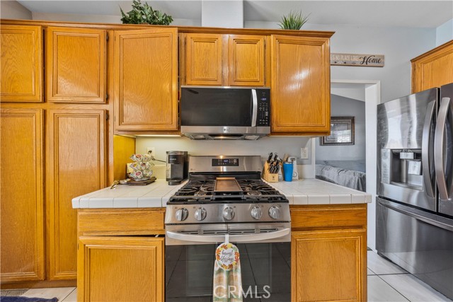 Detail Gallery Image 15 of 32 For 34711 Sunlight, Yucaipa,  CA 92399 - 4 Beds | 3 Baths