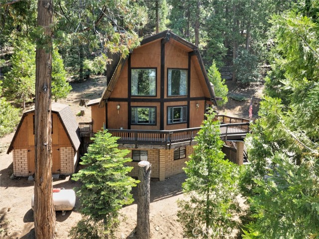 Detail Gallery Image 2 of 45 For 7226 Yosemite Park Way, Yosemite,  CA 95389 - 2 Beds | 2 Baths