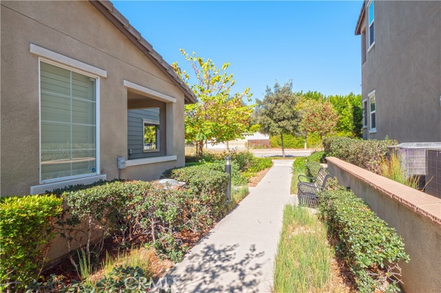 Detail Gallery Image 5 of 22 For 1150 Newberry, Claremont,  CA 91711 - 2 Beds | 3 Baths