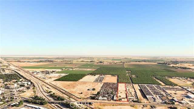 1250 E Childs Avenue, Merced CA: https://media.crmls.org/medias/3ae54d79-2ac6-465c-aaa4-e53b20deb54e.jpg