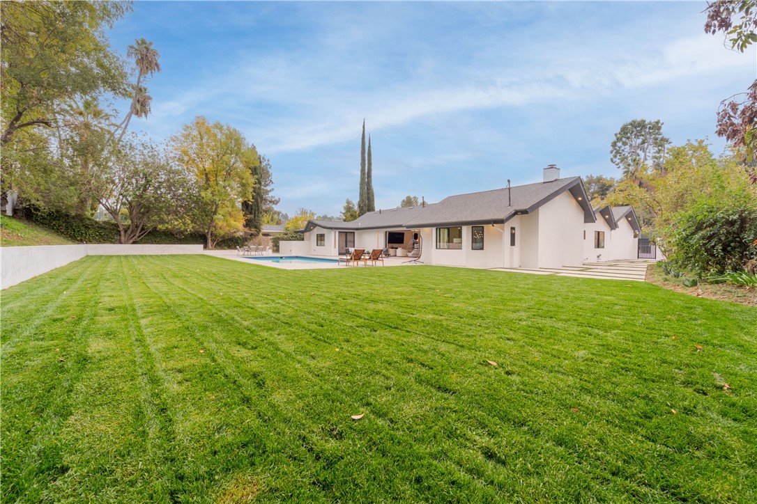 Detail Gallery Image 73 of 75 For 19525 Valdez Dr, Tarzana,  CA 91356 - 4 Beds | 5 Baths