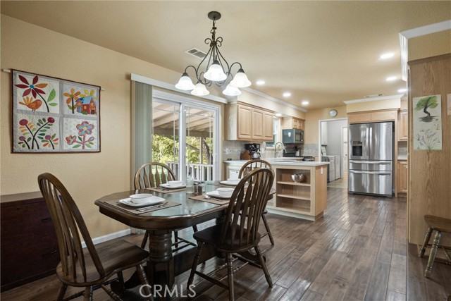 Detail Gallery Image 13 of 44 For 253 Gurnsey Dr, Red Bluff,  CA 96080 - 4 Beds | 3 Baths