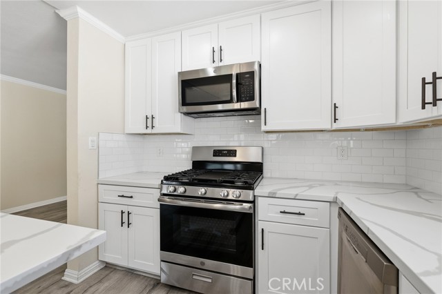 Detail Gallery Image 9 of 42 For 2844 N Brighton St, Burbank,  CA 91504 - 3 Beds | 2 Baths