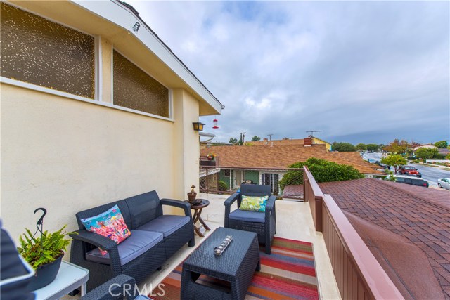 508 Avenue F, Redondo Beach, California 90277, ,Residential Income,Sold,Avenue F,SB17006891