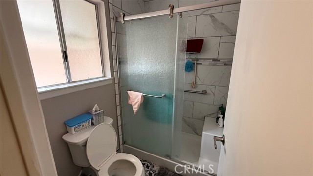 Detail Gallery Image 8 of 19 For 13370 Alta Vista, Victorville,  CA 92395 - 3 Beds | 3 Baths