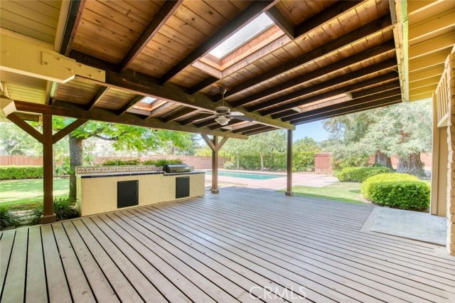 6641 N Van Ness Boulevard, Fresno CA: https://media.crmls.org/medias/3ae70fea-fa5f-419c-8f7c-1e460153313f.jpg