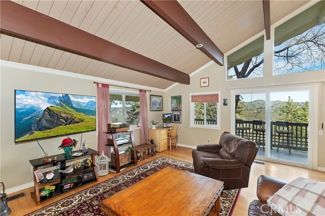 Detail Gallery Image 9 of 46 For 135 Wylerhorn Dr, Crestline,  CA 92325 - 2 Beds | 1/1 Baths