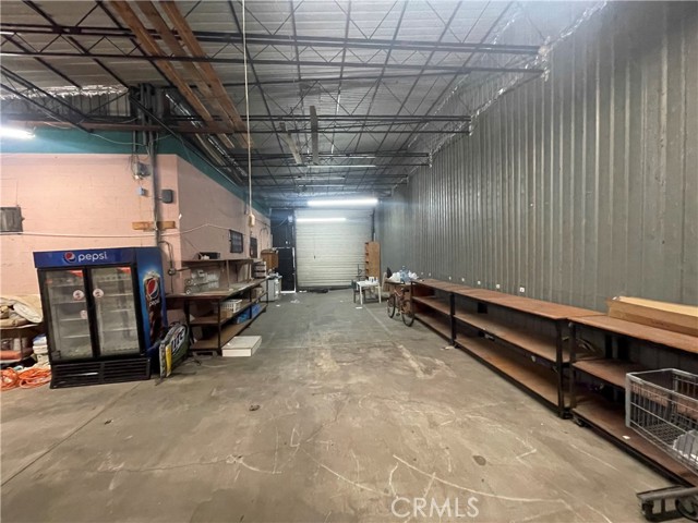 8273 S San Pedro, Los Angeles, California 90003, ,Commercial Sale,For Sale,8273 S San Pedro,CRSB23216160