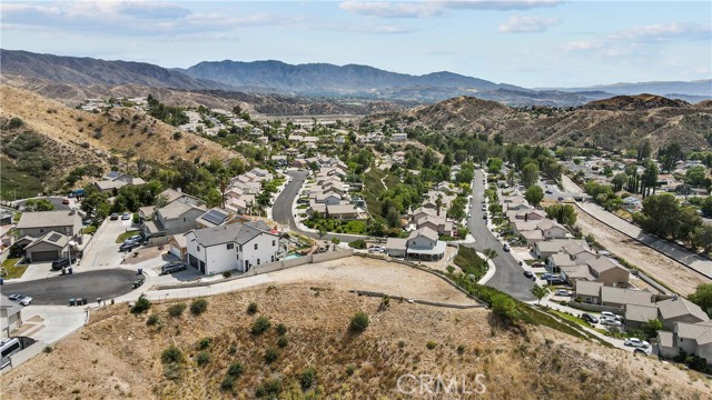 Detail Gallery Image 3 of 15 For 14525 Stone Ridge Ct, Canyon Country,  CA 91387 - – Beds | – Baths