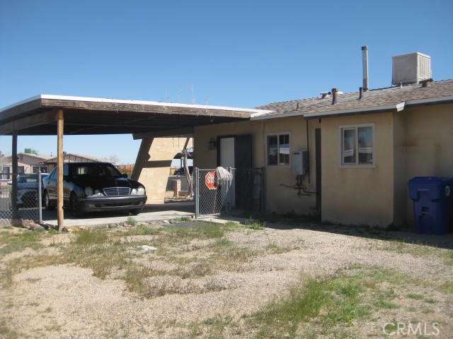Detail Gallery Image 4 of 13 For 2040 Yosemite Dr, Barstow,  CA 92311 - 3 Beds | 1/1 Baths
