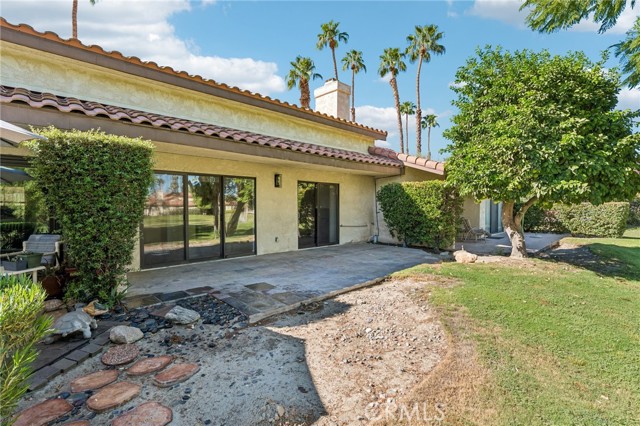 120 Willow Lake, Palm Desert, CA 92260