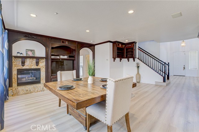 Detail Gallery Image 6 of 37 For 8034 Palm View, Riverside,  CA 92508 - 4 Beds | 4 Baths